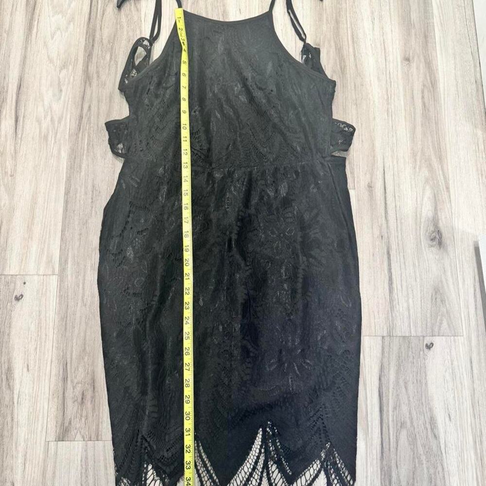 Missguided black lace dress size 14